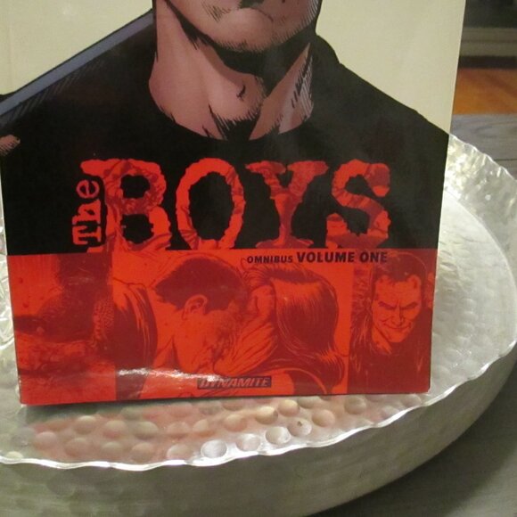 The Boys Omnibus VOLUME 1 (Paperback or Softback) ENNIS ROBERTSON SNEJBJERG EXC - Picture 3 of 9